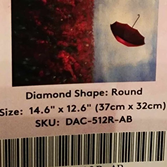 NIB Diamond Art Club 'Not A Care In The World'  Shape: Round - Diamond Painting - Picture 4 of 4